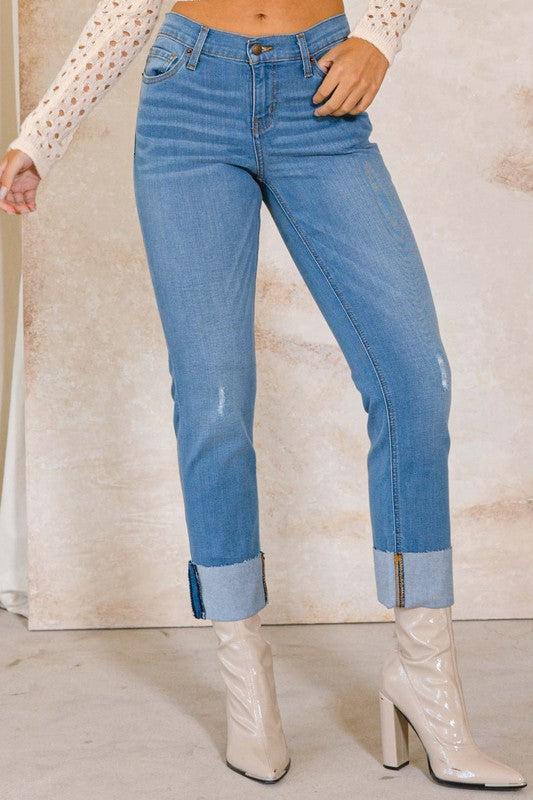 1981 High Rise Straight Leg Mom Jeans